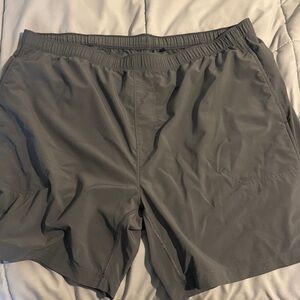Rhone gray shorts sz XL